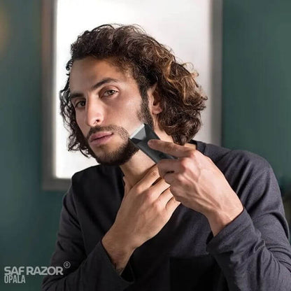 Descubre Saf Razor®: La afeitadora resistente al agua con tecnología SkinSecure